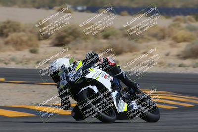 media/Mar-26-2023-CVMA (Sun) [[318ada6d46]]/Race 13 500 Supersport-350 Supersport/